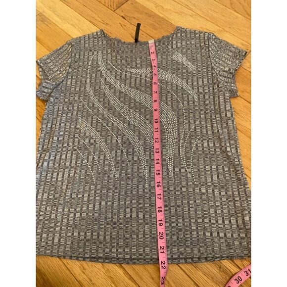 Bleeker & McDougal, women's embellished grey short sleeve blouse size PL - Picture 7 of 7